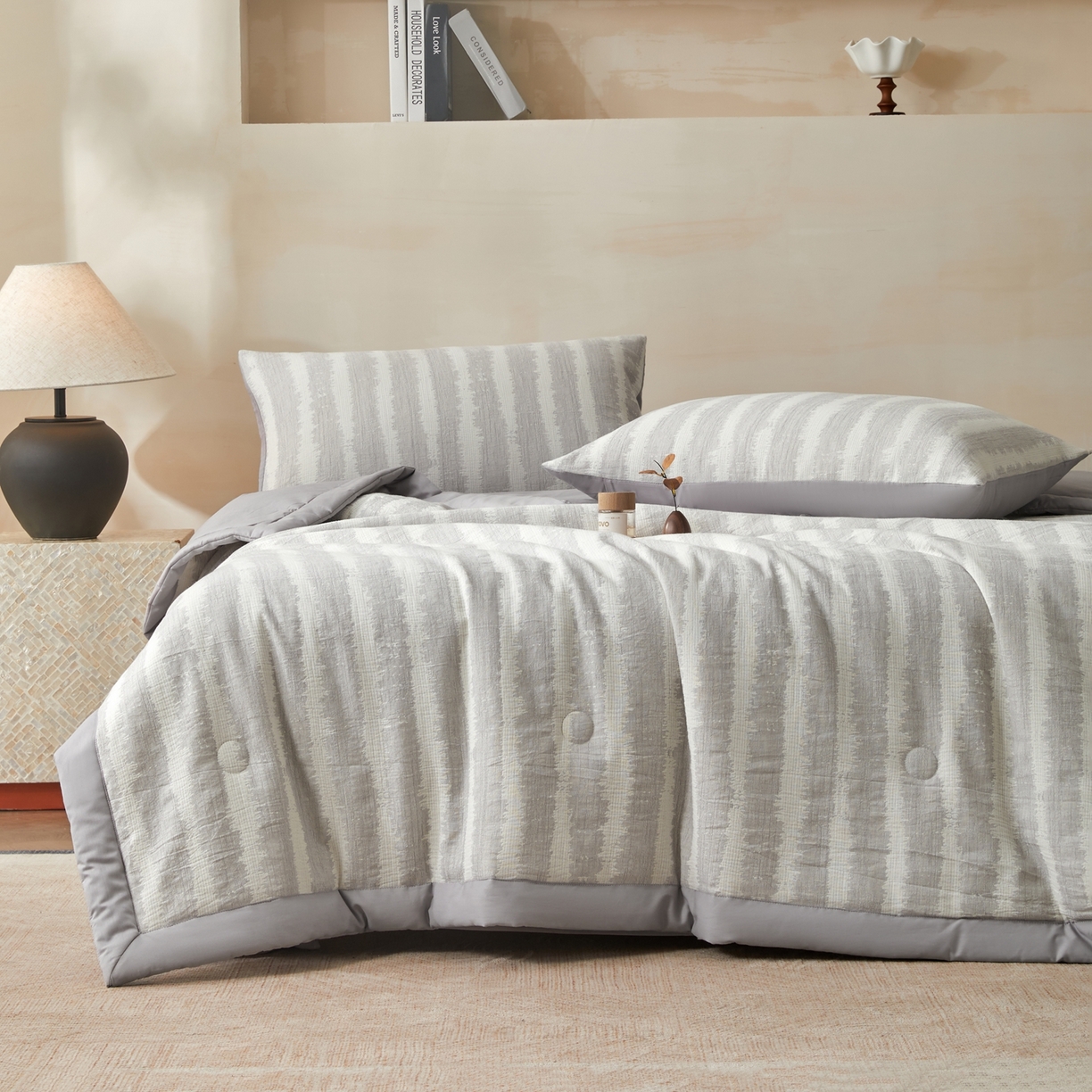 91家纺网 家纺一手货源 找家纺 吾诺家居 2026新款全棉纯棉大提花新疆棉花夏被夏凉被空调被四件套-律动 律动-浅灰