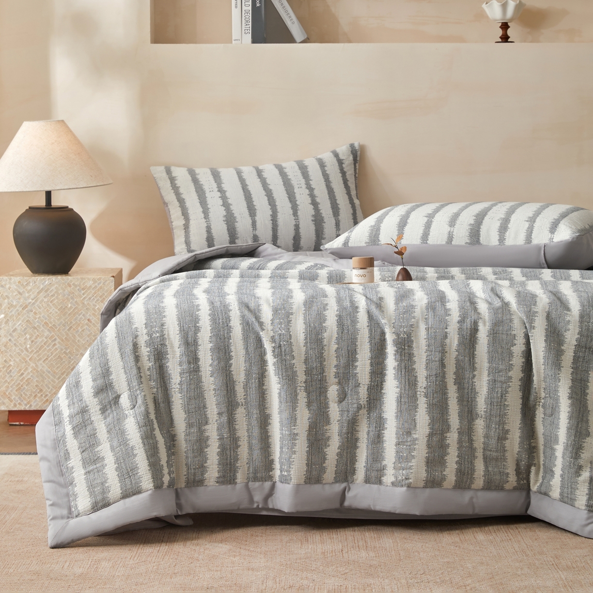 91家纺网 家纺一手货源 找家纺 吾诺家居 2026新款全棉纯棉大提花新疆棉花夏被夏凉被空调被四件套-律动 律动-深灰