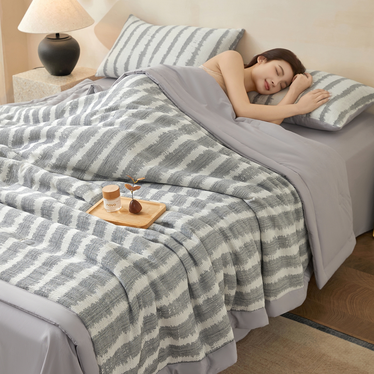 91家纺网 家纺一手货源 找家纺 吾诺家居 2026新款全棉纯棉大提花新疆棉花夏被夏凉被空调被四件套-律动 律动-深灰