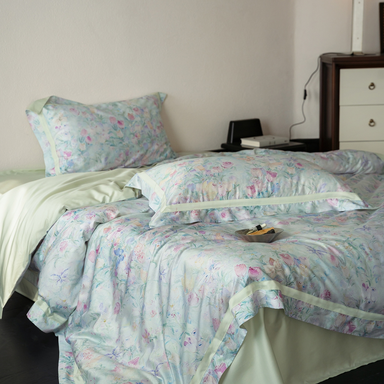 91家纺网 家纺一手货源 找家纺 花时间 2026新款60s天丝棉四件套 （会员减10 参与日常超级立减9折后不低于368/388） 郁见花海-绿