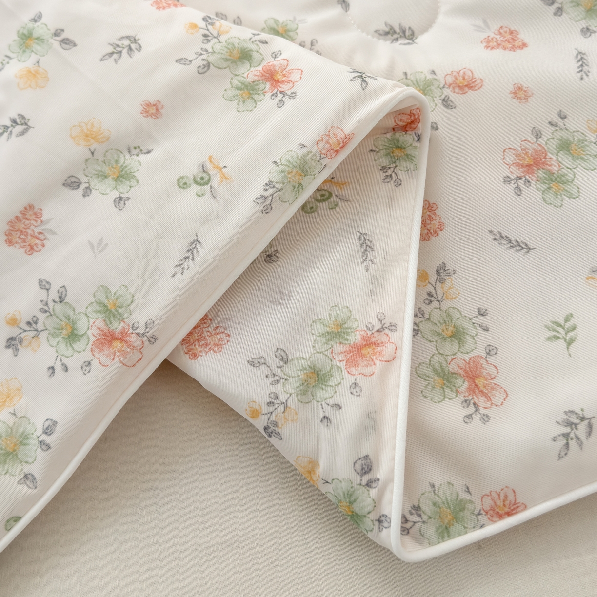 91家纺网 家纺一手货源 找家纺 雯雨家纺 2026新款A类凉感丝夏被夏凉被空调被 莫奈花田