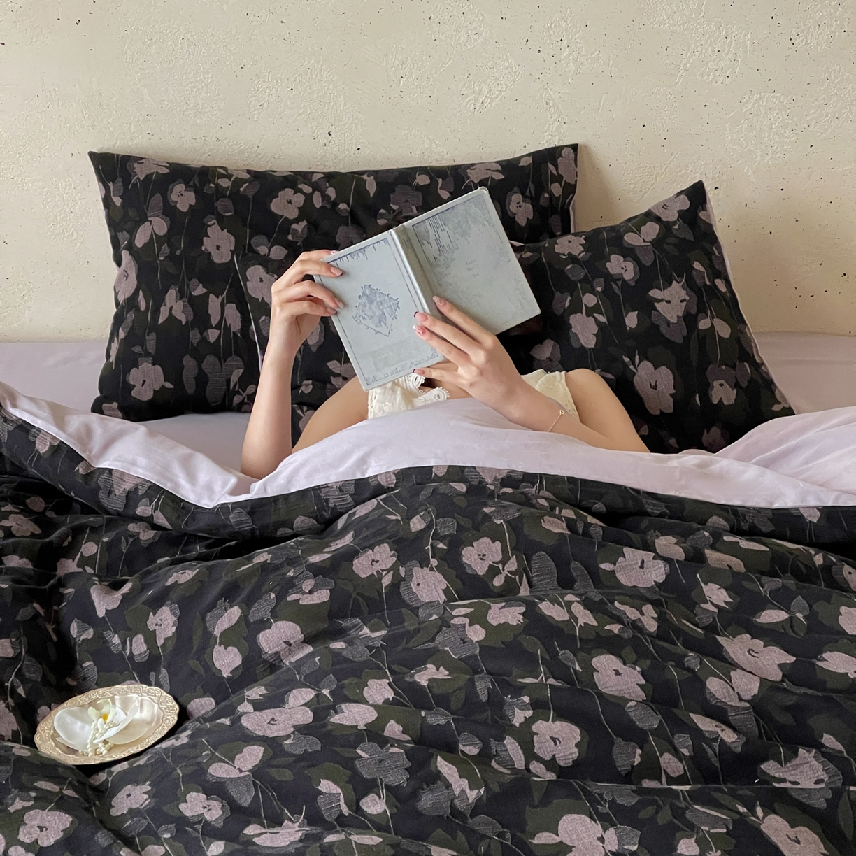 91家纺网 家纺一手货源 找家纺 云上 2026春夏新款全棉纯棉色织大提花四件套-邂逅（控价说明：活动后/券后售价不低于338，（建议参考定价408起） 邂逅-紫