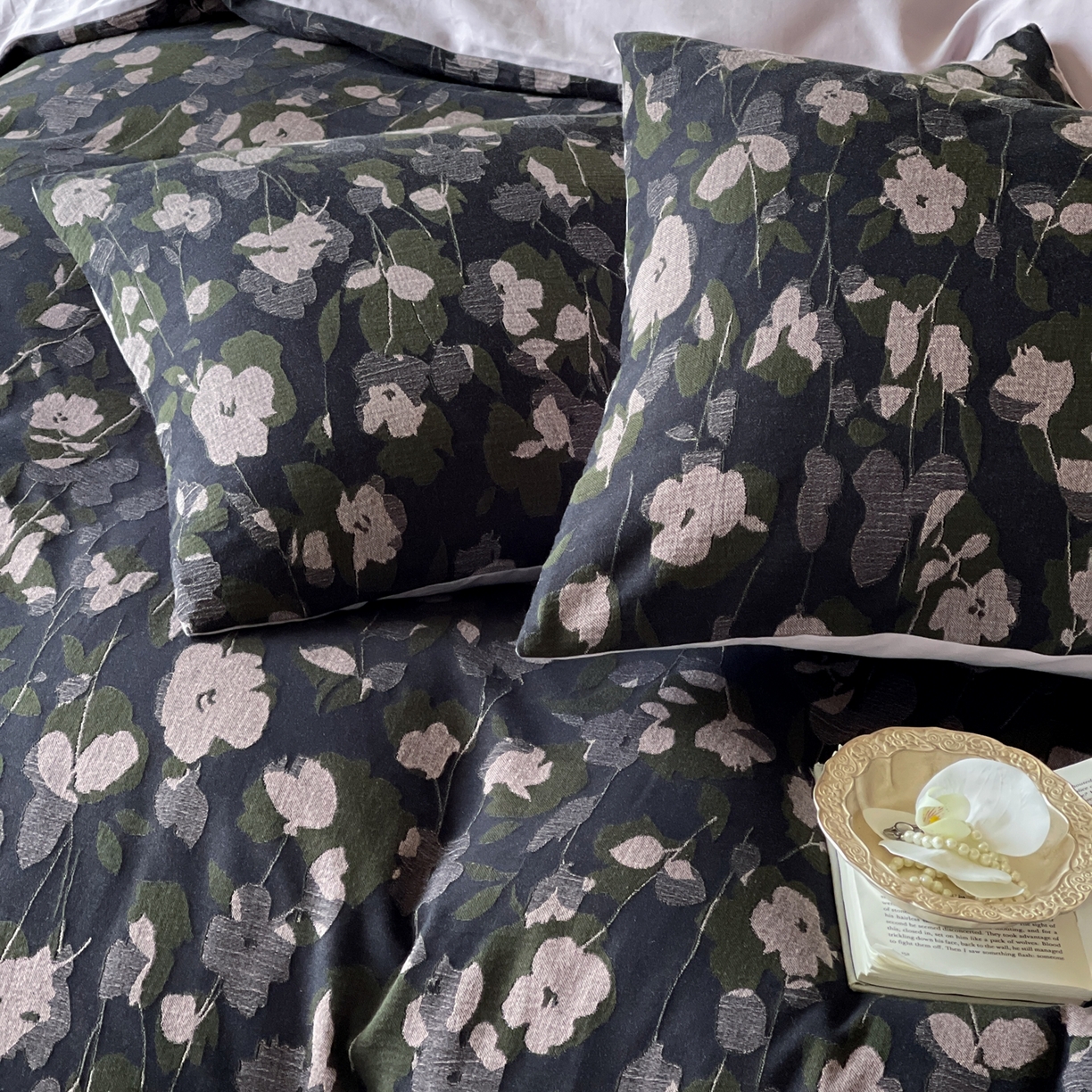 91家纺网 家纺一手货源 找家纺 云上 2026春夏新款全棉纯棉色织大提花四件套-邂逅（控价说明：活动后/券后售价不低于338，（建议参考定价408起） 邂逅-紫