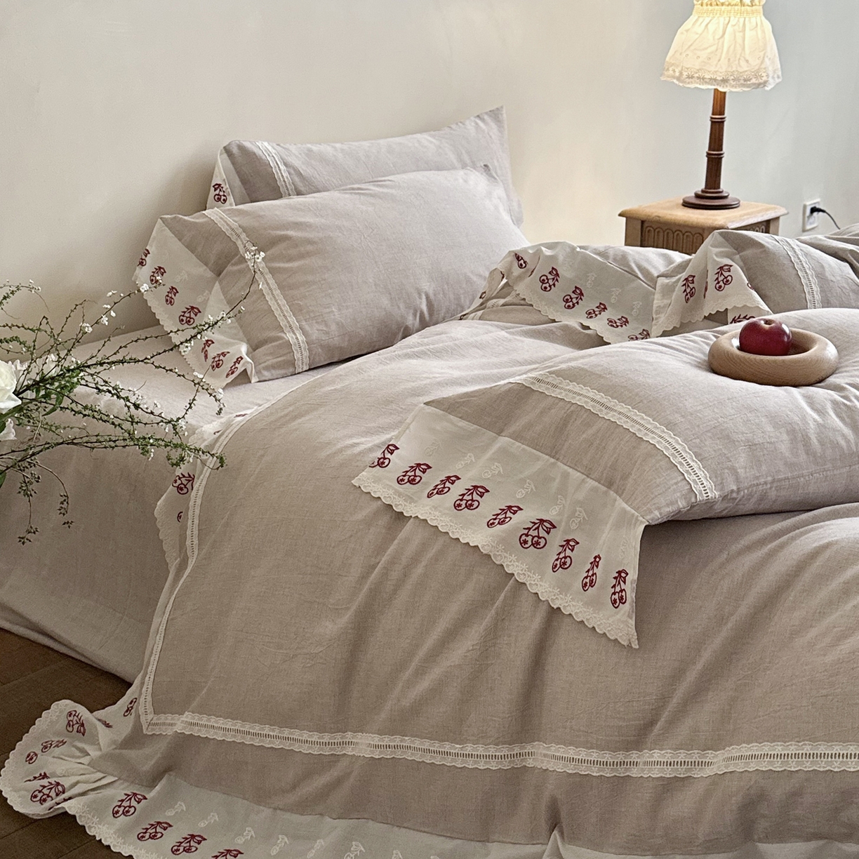 MIU缪家居 2026新款亲肤舒适棉麻四件套-雾屿樱桃 复古咖