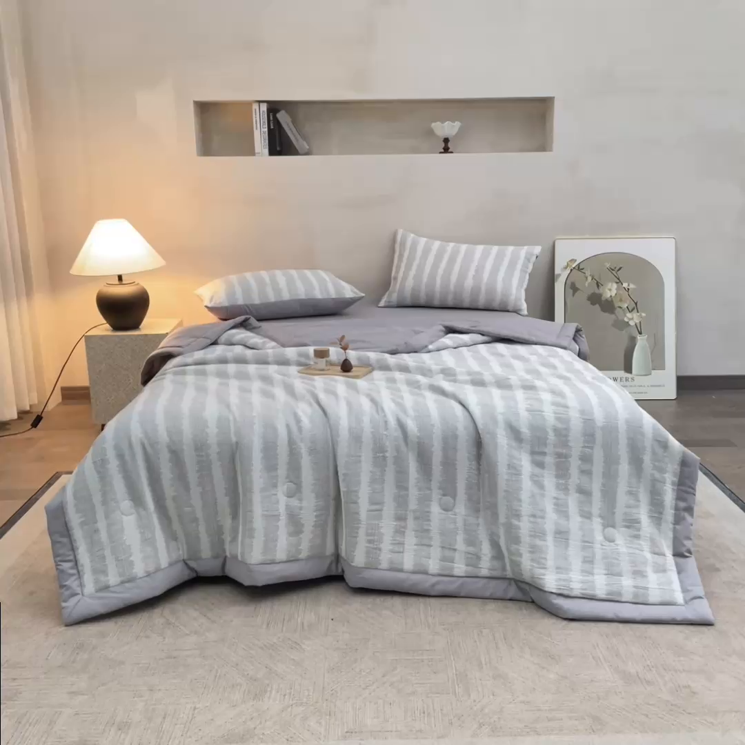 91家纺网 家纺一手货源 找家纺 吾诺家居 2026新款全棉纯棉大提花新疆棉花夏被夏凉被空调被四件套-律动 律动-浅灰