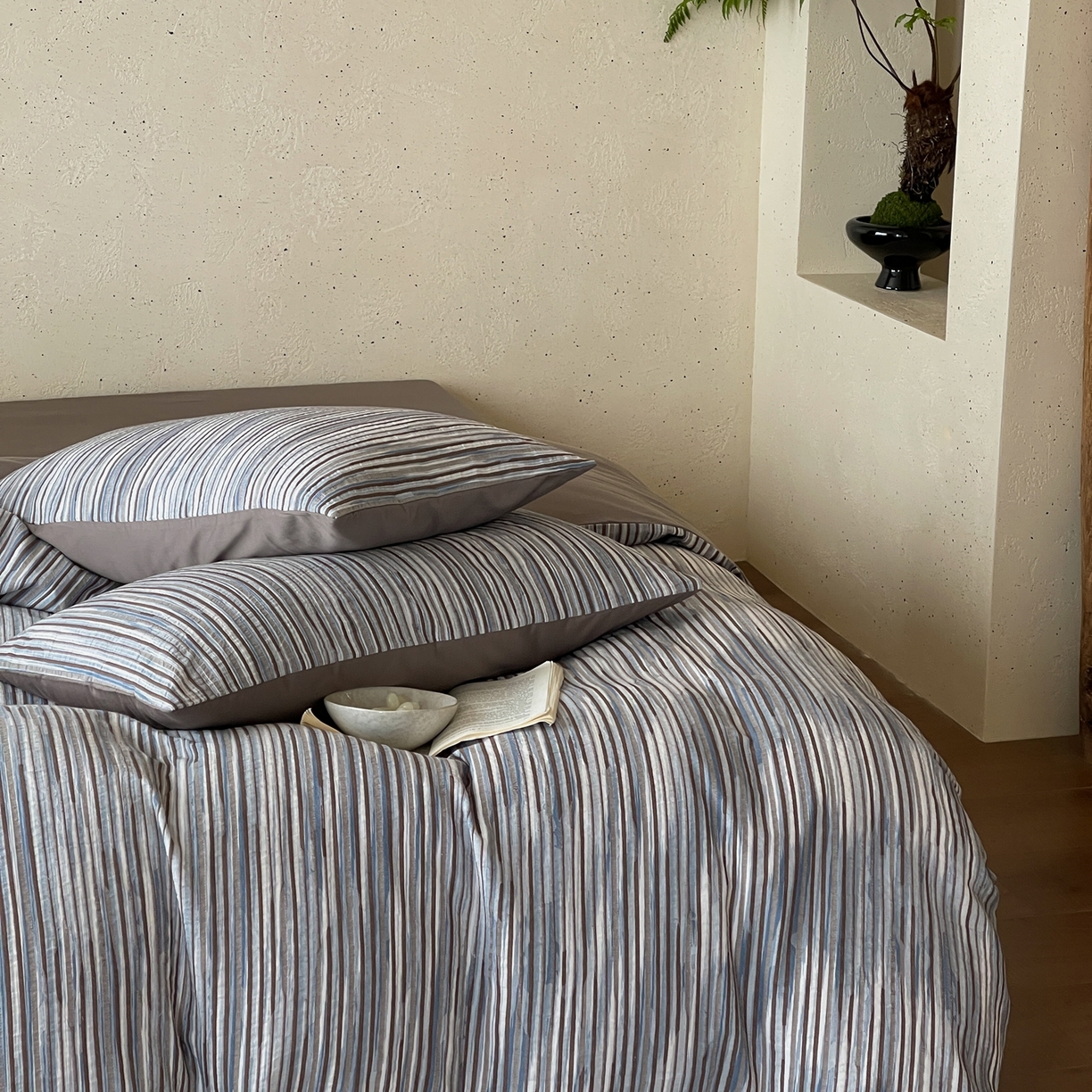 91家纺网 家纺一手货源 找家纺 云上 2026新款全棉纯棉色纺混段染条四件套-暮光 暮光-蓝咖灰