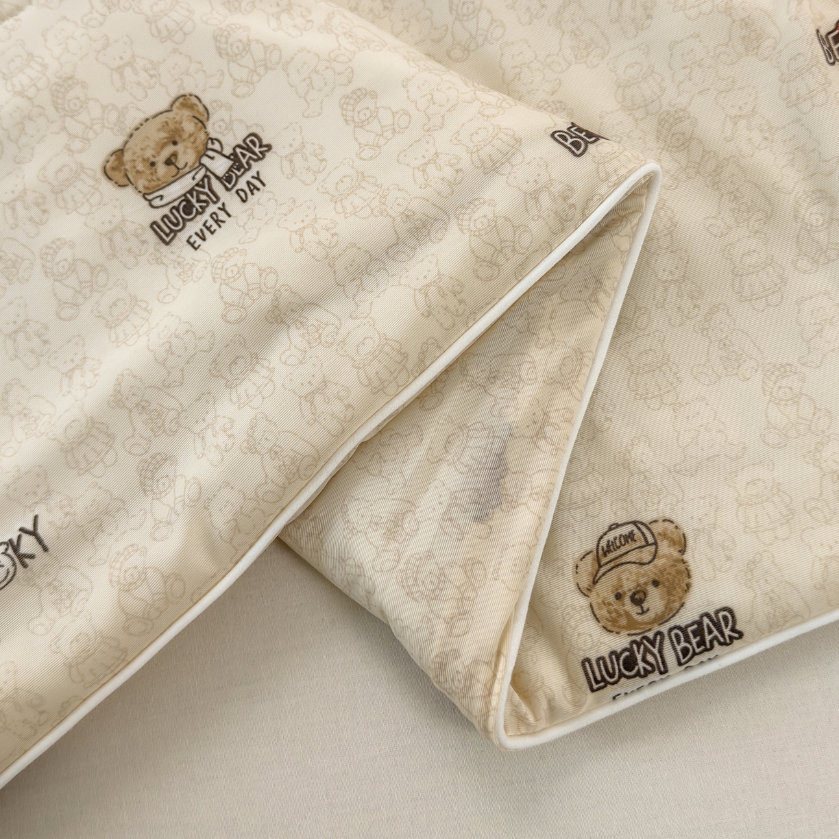 91家纺网 家纺一手货源 找家纺 雯雨家纺 2026新款A类凉感丝夏被夏凉被空调被 小熊派对