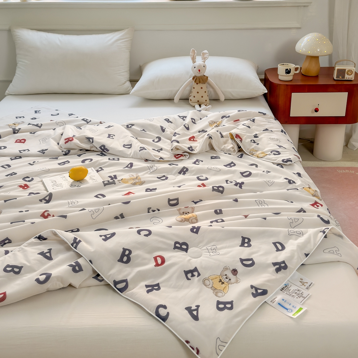 91家纺网 家纺一手货源 找家纺 雯雨家纺 2026新款A类凉感丝夏被夏凉被空调被 小熊日记