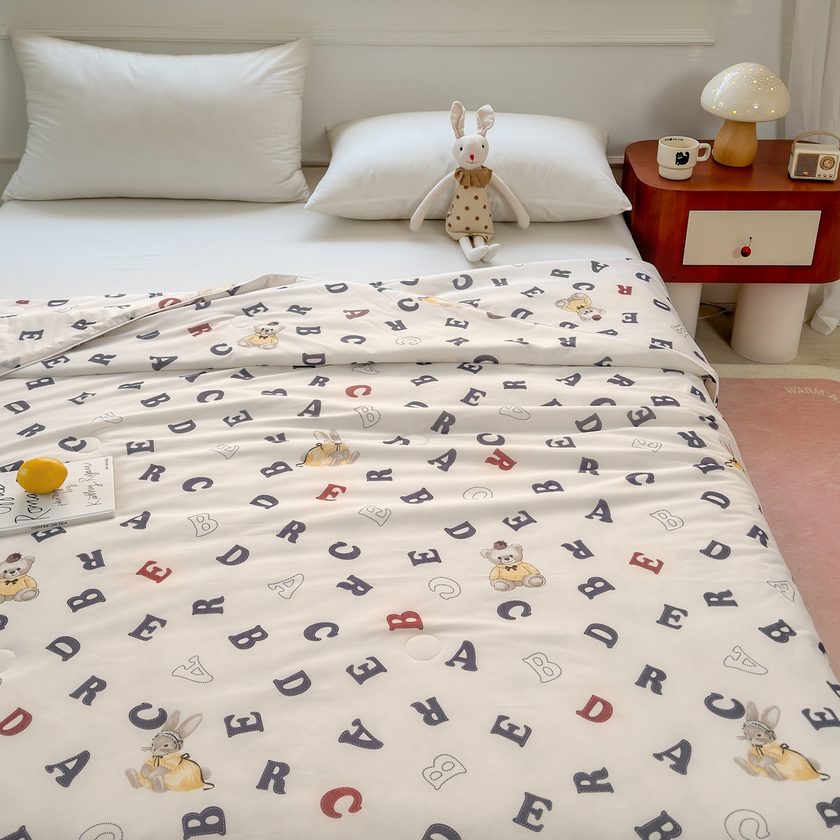 91家纺网 家纺一手货源 找家纺 雯雨家纺 2026新款A类凉感丝夏被夏凉被空调被 小熊日记