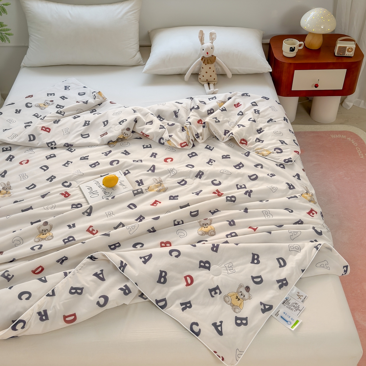 91家纺网 家纺一手货源 找家纺 雯雨家纺 2026新款A类凉感丝夏被夏凉被空调被 小熊日记