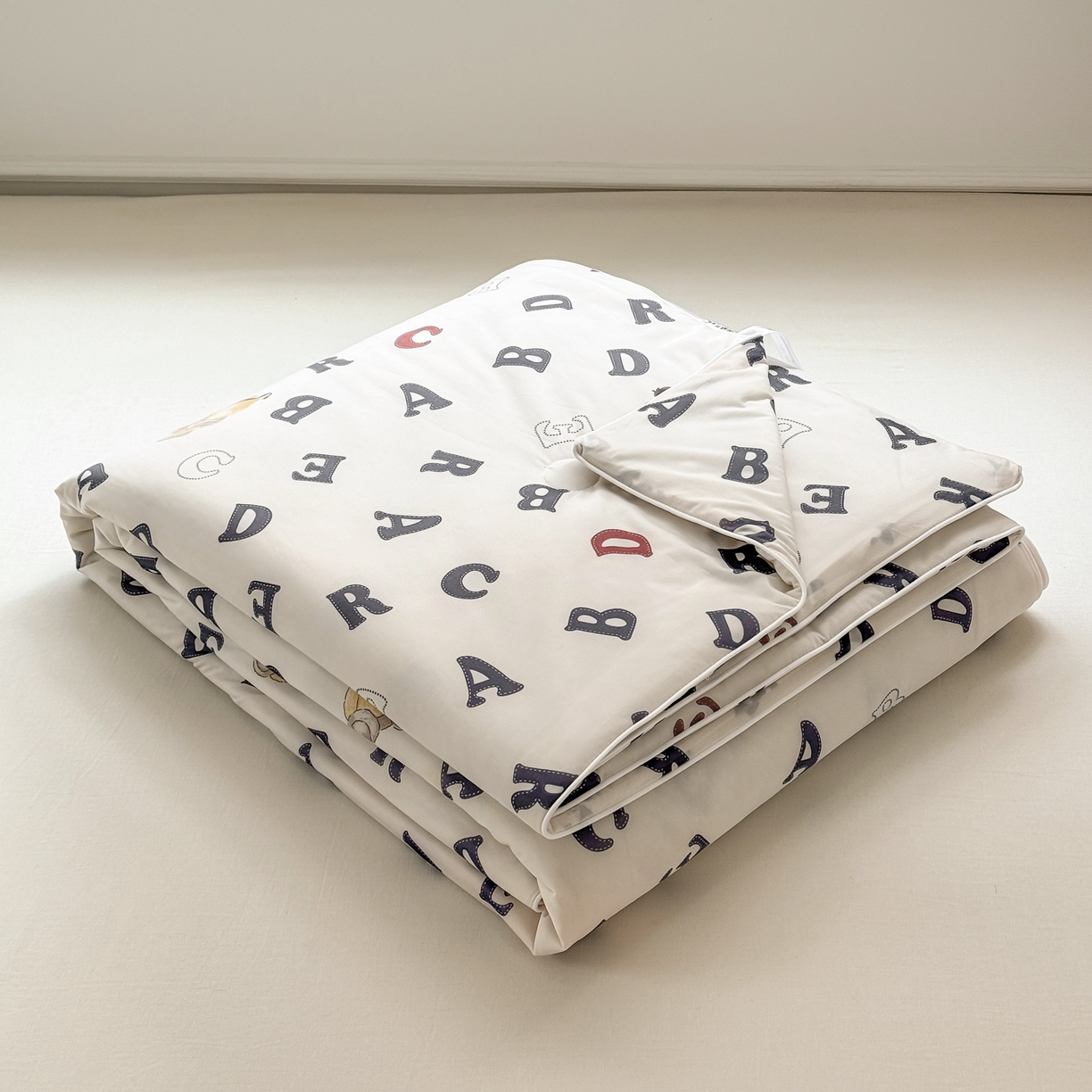 91家纺网 家纺一手货源 找家纺 雯雨家纺 2026新款A类凉感丝夏被夏凉被空调被 小熊日记