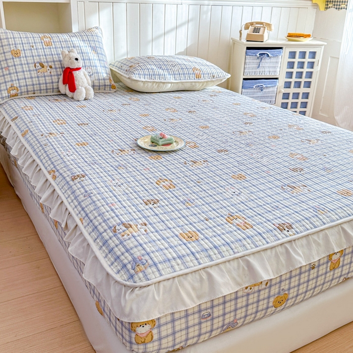 91家纺网 家纺一手货源 找家纺 欣宜家纺 2026新款花边全棉纯棉印花夹棉床笠床垫保护套罩 童年