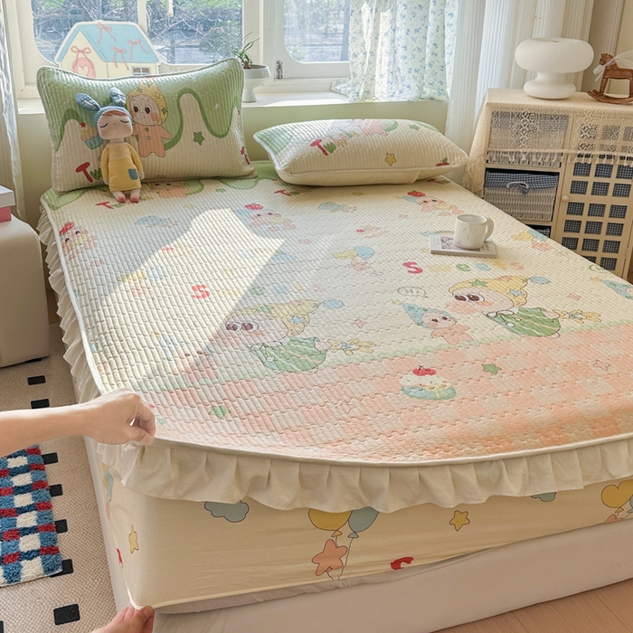 91家纺网 家纺一手货源 找家纺 欣宜家纺 2026新款花边全棉纯棉印花夹棉床笠床垫保护套罩 泡泡星人