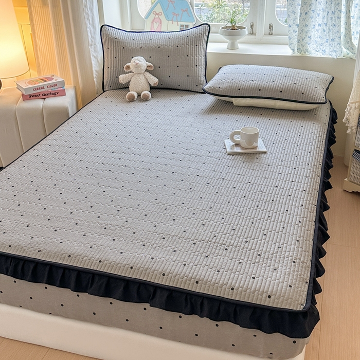 91家纺网 家纺一手货源 找家纺 欣宜家纺 2026新款花边全棉纯棉印花夹棉床笠床垫保护套罩 波点