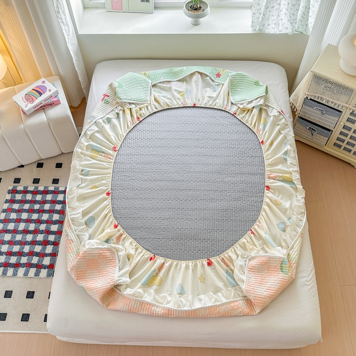 91家纺网 家纺一手货源 找家纺 欣宜家纺 2026新款花边全棉纯棉印花夹棉床笠床垫保护套罩 泡泡星人