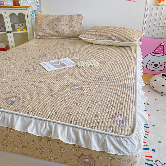 91家纺网 家纺一手货源 找家纺 欣宜家纺 2026新款花边全棉纯棉印花夹棉床笠床垫保护套罩 碎花兔兔