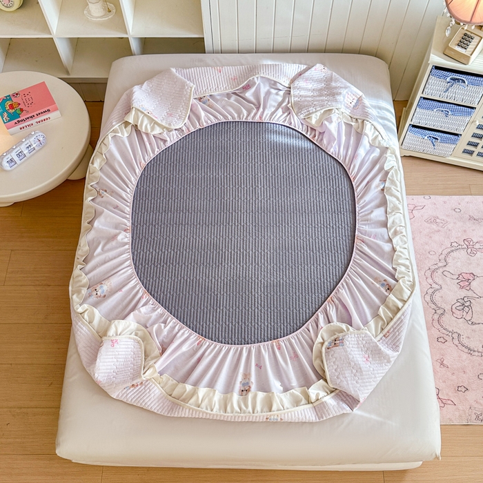 91家纺网 家纺一手货源 找家纺 欣宜家纺 2026新款花边全棉纯棉印花夹棉床笠床垫保护套罩 艾米丽