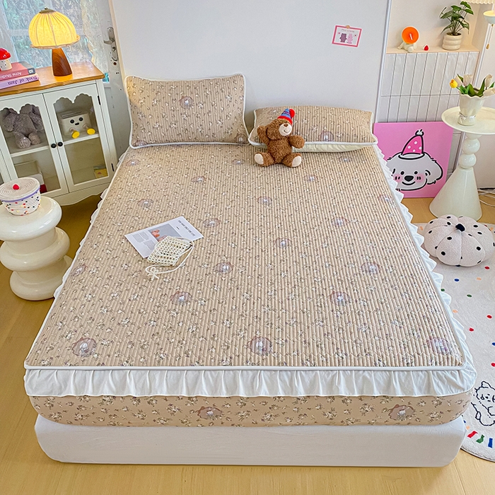 91家纺网 家纺一手货源 找家纺 欣宜家纺 2026新款花边全棉纯棉印花夹棉床笠床垫保护套罩 碎花兔兔