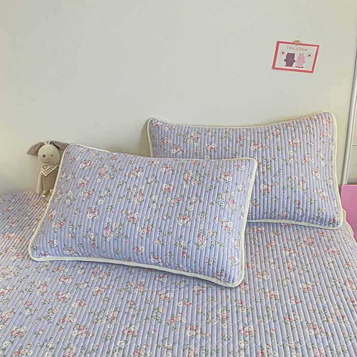 91家纺网 家纺一手货源 找家纺 欣宜家纺 2026新款花边全棉纯棉印花夹棉床笠床垫保护套罩 花田紫