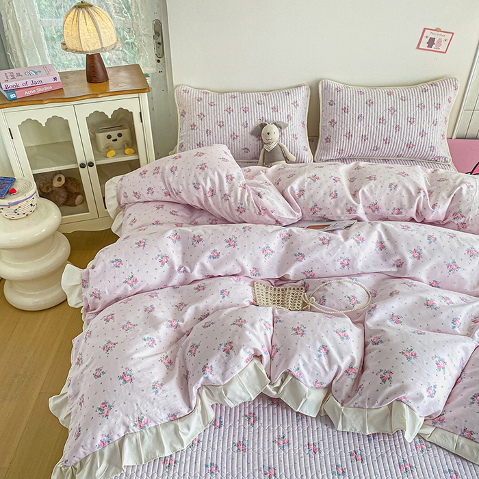 91家纺网 家纺一手货源 找家纺 欣宜家纺 2026新款花边全棉纯棉印花夹棉床笠床垫保护套罩 花田粉