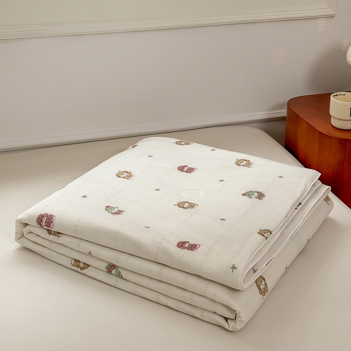 91家纺网 家纺一手货源 找家纺 雯雨家纺 2026新款A类凉感丝夏被夏凉被空调被 眼镜狗