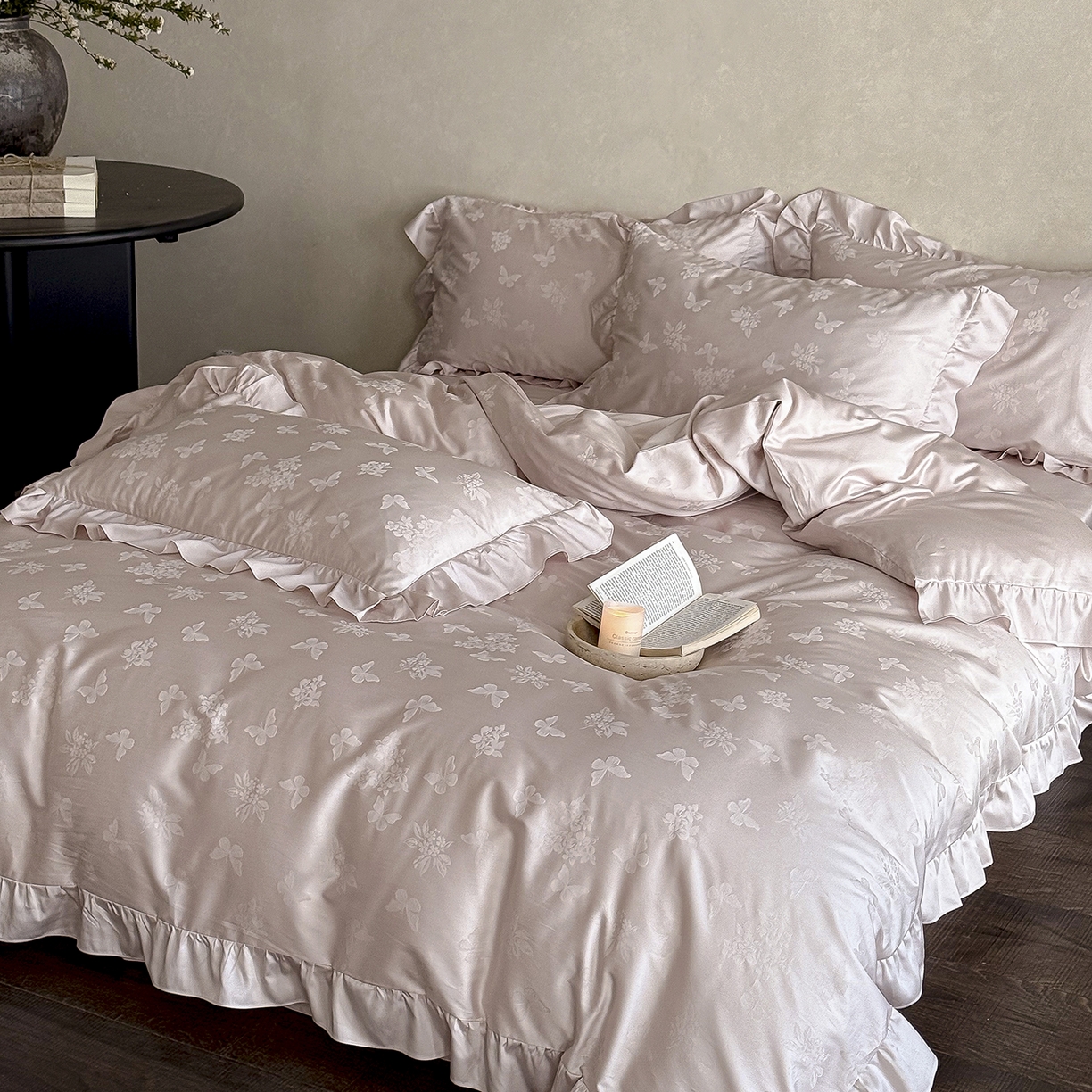 91家纺网 家纺一手货源 找家纺 （总）花时间 2026新款轻法式天丝棉提花四件套-蝶恋花 （会员减10 参与日常超级立减后不低于348/368）