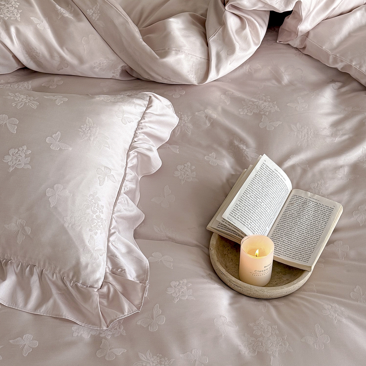 91家纺网 家纺一手货源 找家纺 （总）花时间 2026新款轻法式天丝棉提花四件套-蝶恋花 （会员减10 参与日常超级立减后不低于348/368）