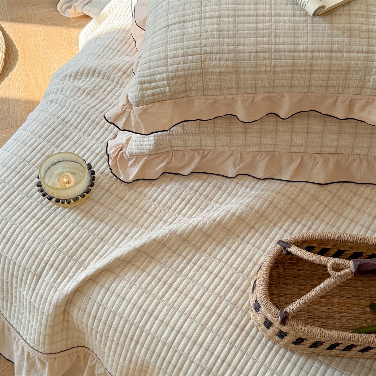 91家纺网 家纺一手货源 找家纺 欣宜家纺 2026新款全棉色织水洗棉床盖三件套 芝士奶格