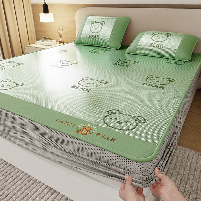 91家纺网 家纺一手货源 找家纺 （总）好福居 2026新款冰藤刺绣凉感席凉席-卡皮巴拉款-小熊款