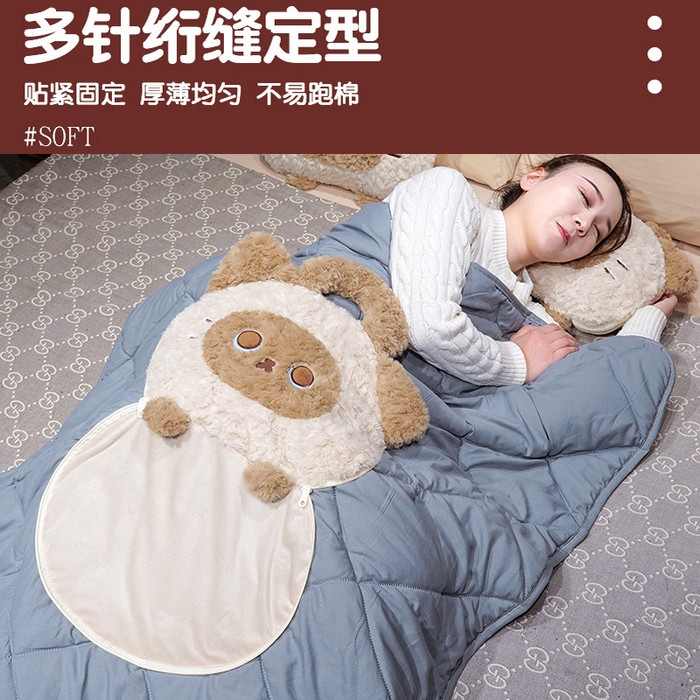 91家纺网 家纺一手货源 找家纺 仟亿莱 2026新款歪耳暹罗猫手提式抱枕被 手提大眼暹罗猫