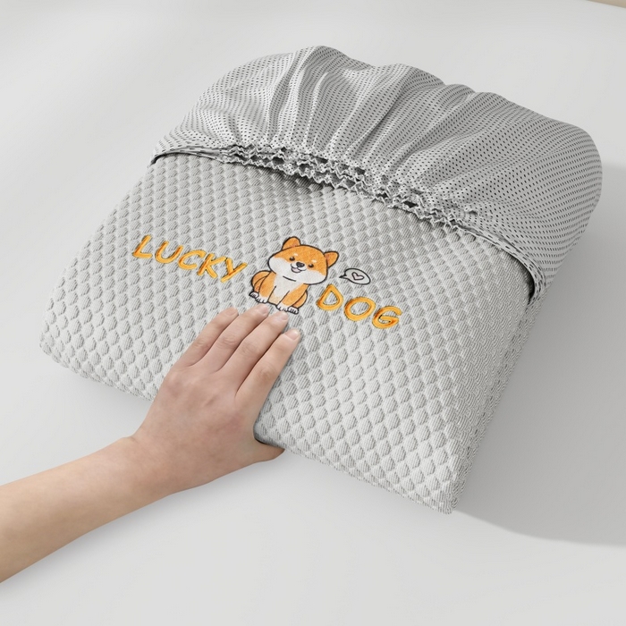 91家纺网 家纺一手货源 找家纺 好福居 2026新款PE冰豆豆席-床笠款-床席款凉席三件套 幸运小狗-灰床笠款