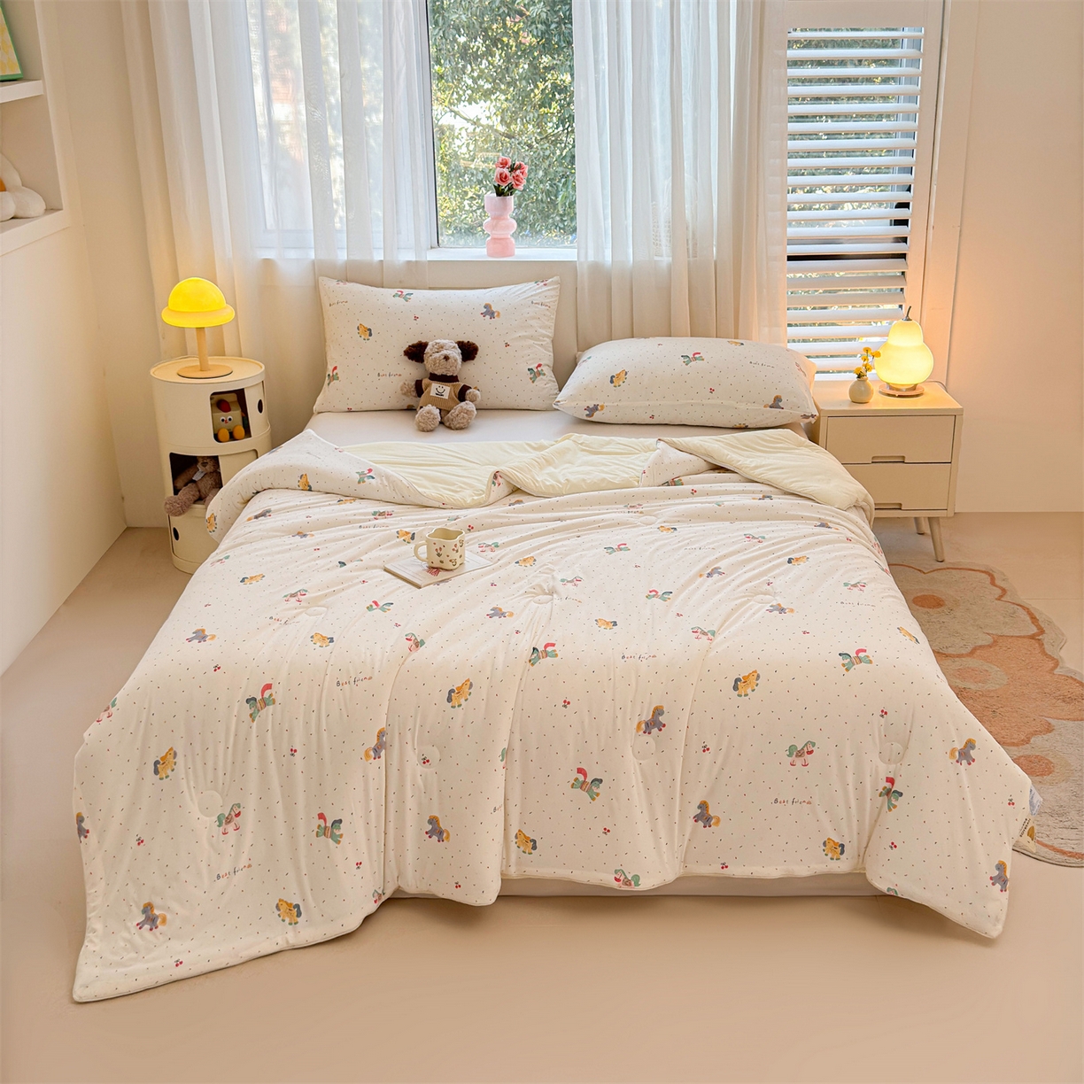 91家纺网 家纺一手货源 找家纺 景眠 2026新款凉感丝印花仿锦氨大豆夏被夏凉被空调被 犬马之恋