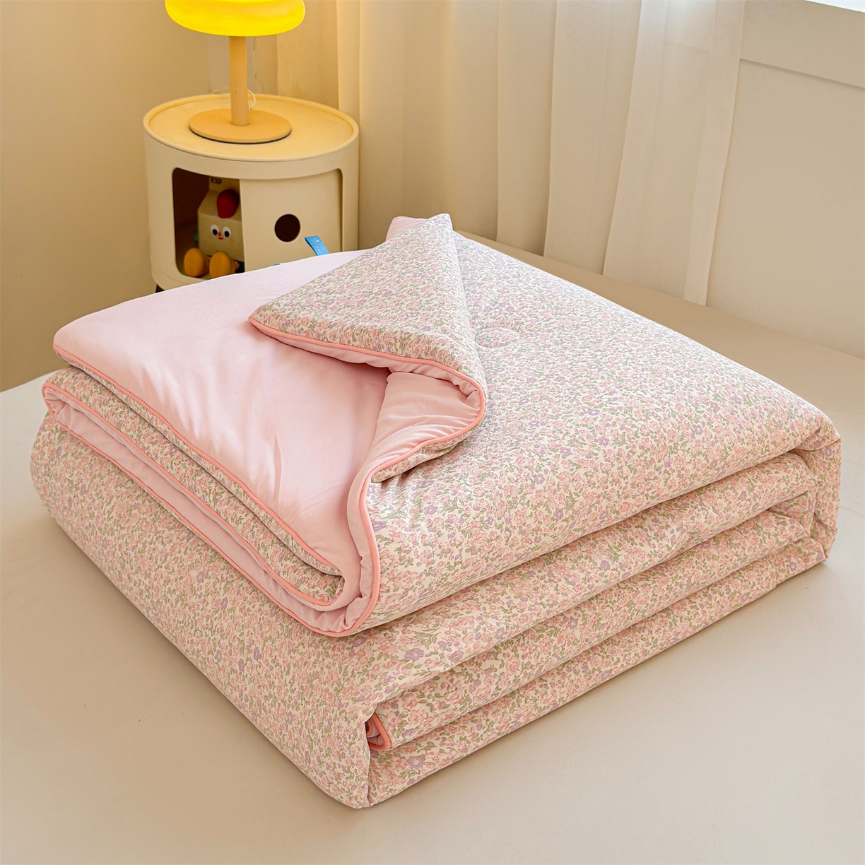 91家纺网 家纺一手货源 找家纺 （总）景眠 2026新款凉感丝印花仿锦氨大豆夏被夏凉被空调被