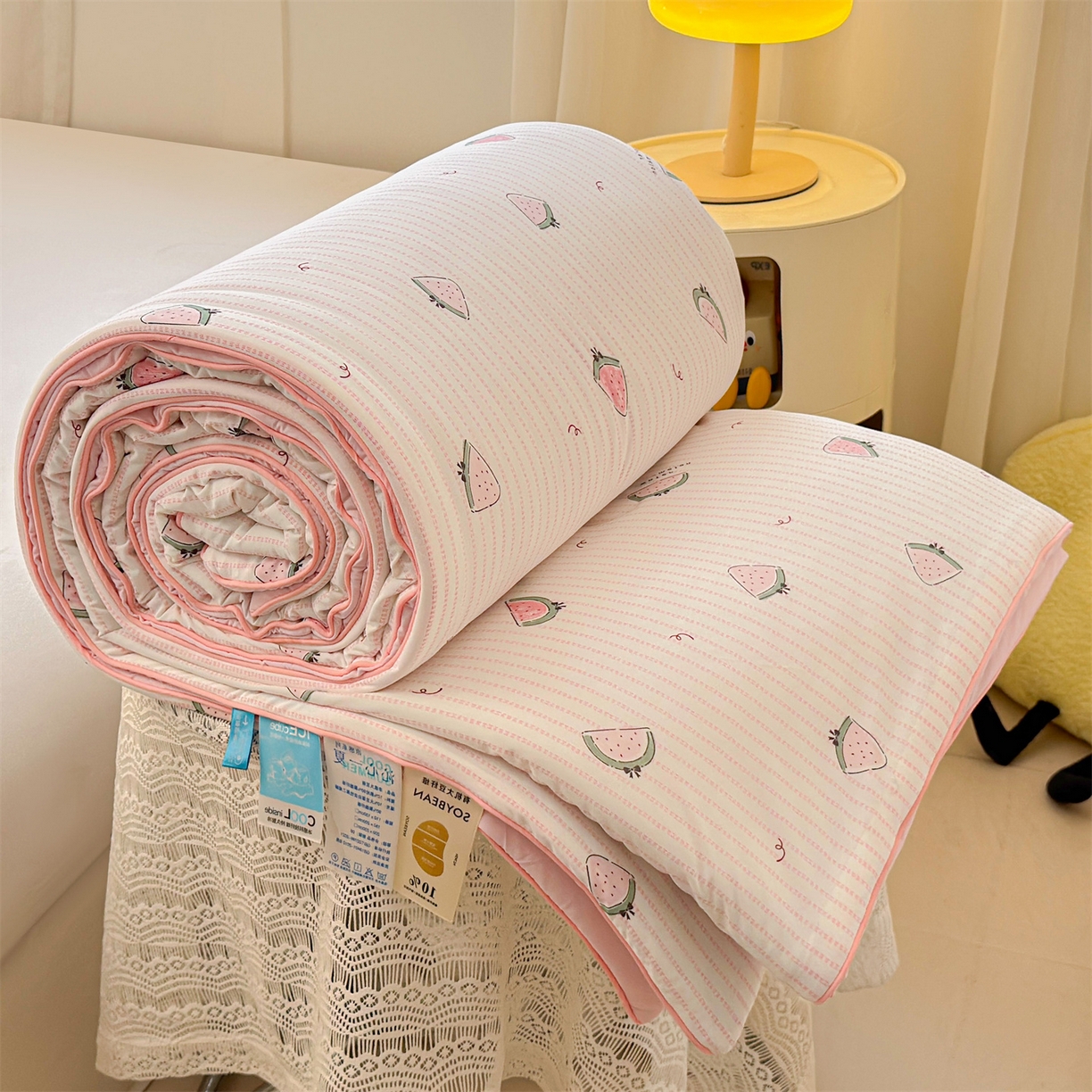 91家纺网 家纺一手货源 找家纺 景眠 2026新款凉感丝印花仿锦氨大豆夏被夏凉被空调被 西瓜派