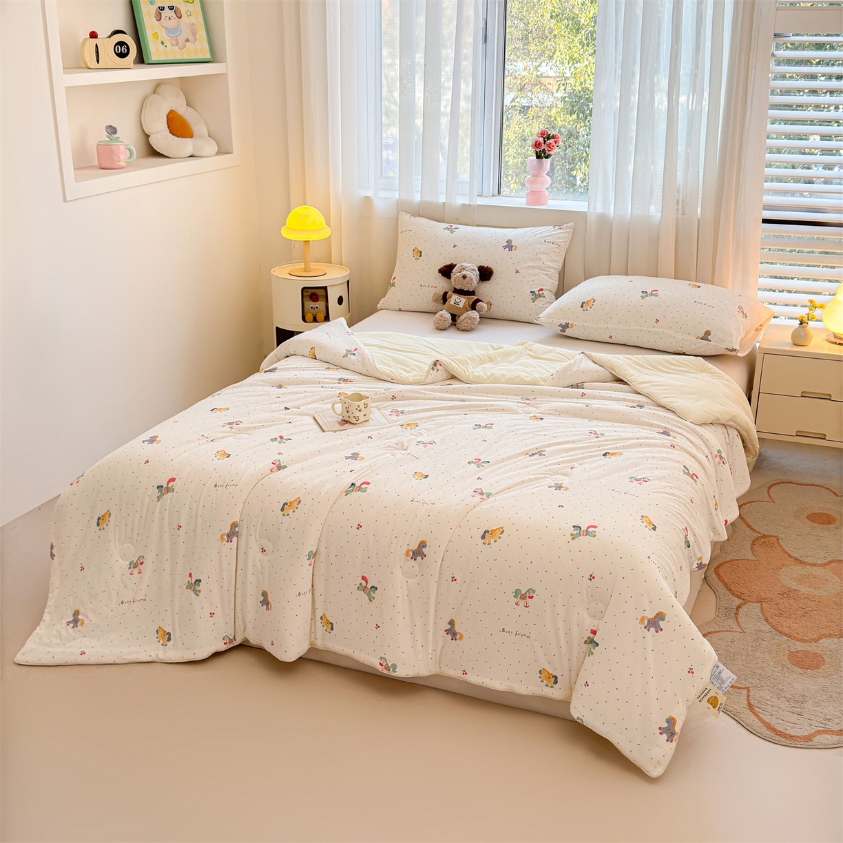 91家纺网 家纺一手货源 找家纺 景眠 2026新款凉感丝印花仿锦氨大豆夏被夏凉被空调被 犬马之恋