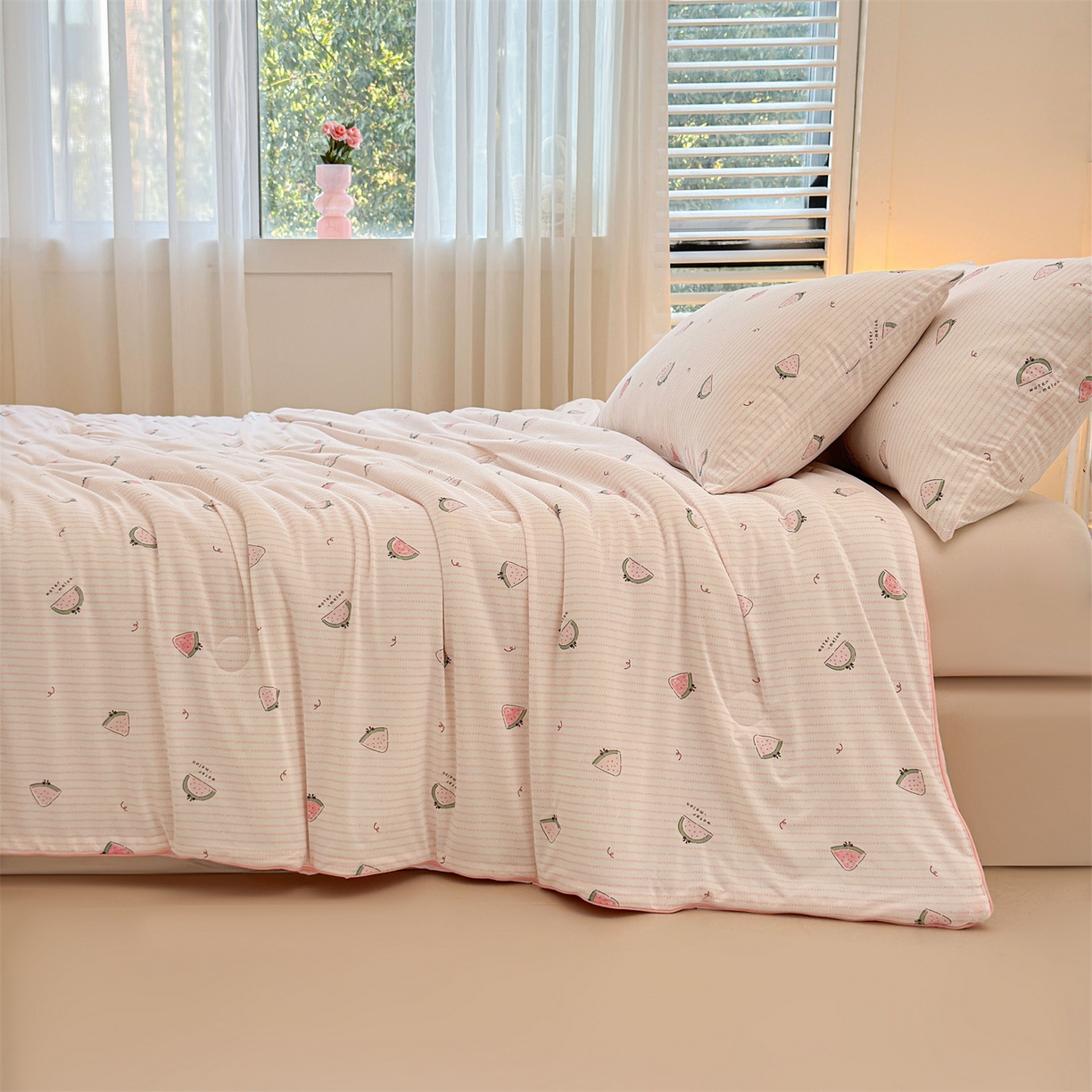 91家纺网 家纺一手货源 找家纺 景眠 2026新款凉感丝印花仿锦氨大豆夏被夏凉被空调被 西瓜派