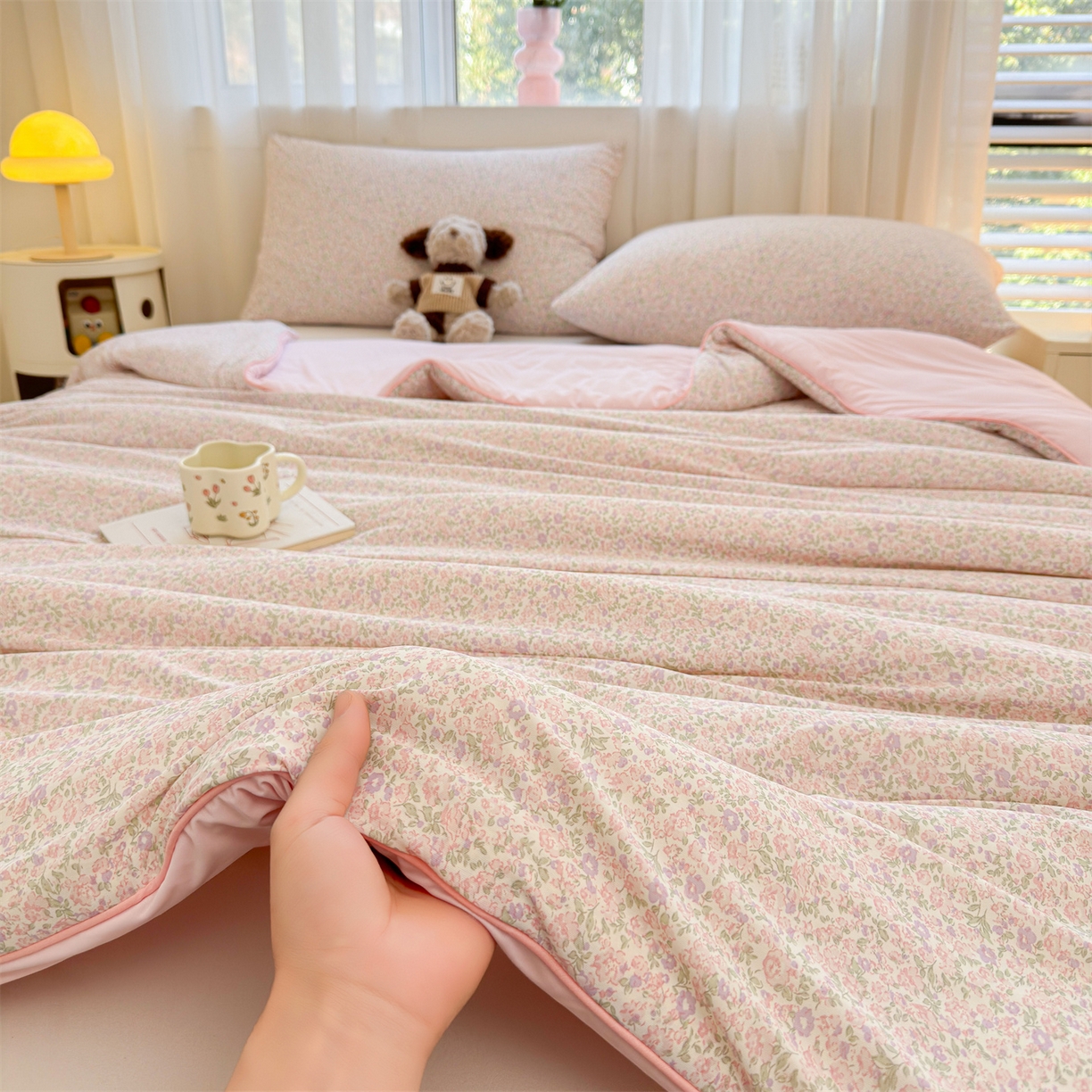 91家纺网 家纺一手货源 找家纺 景眠 2026新款凉感丝印花仿锦氨大豆夏被夏凉被空调被 夏日铃兰