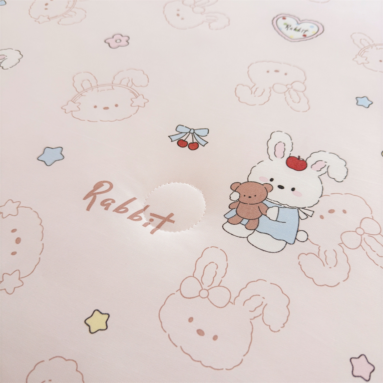 91家纺网 家纺一手货源 找家纺 景眠 2026新款凉感丝印花仿锦氨大豆夏被夏凉被空调被 樱桃兔