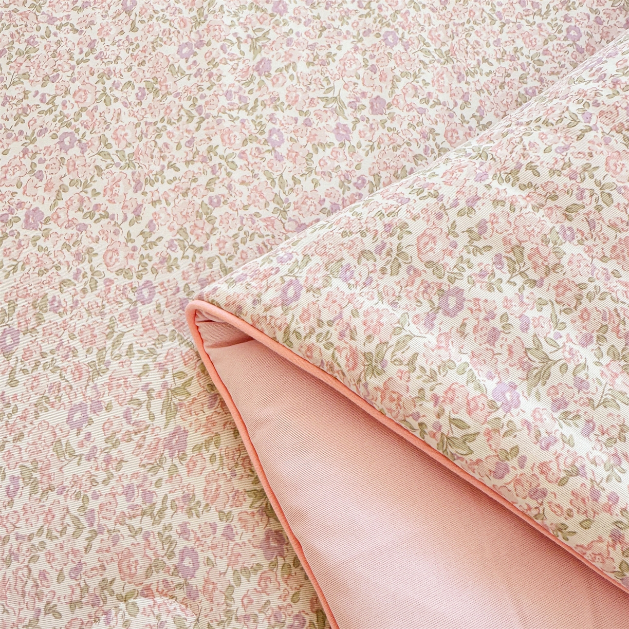 91家纺网 家纺一手货源 找家纺 景眠 2026新款凉感丝印花仿锦氨大豆夏被夏凉被空调被 夏日铃兰