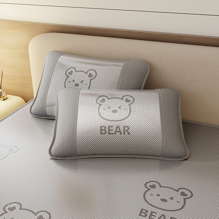 91家纺网 家纺一手货源 找家纺 好福居 2026新款冰藤刺绣凉感席凉席-卡皮巴拉款-小熊款 冰藤小熊-灰-床笠款