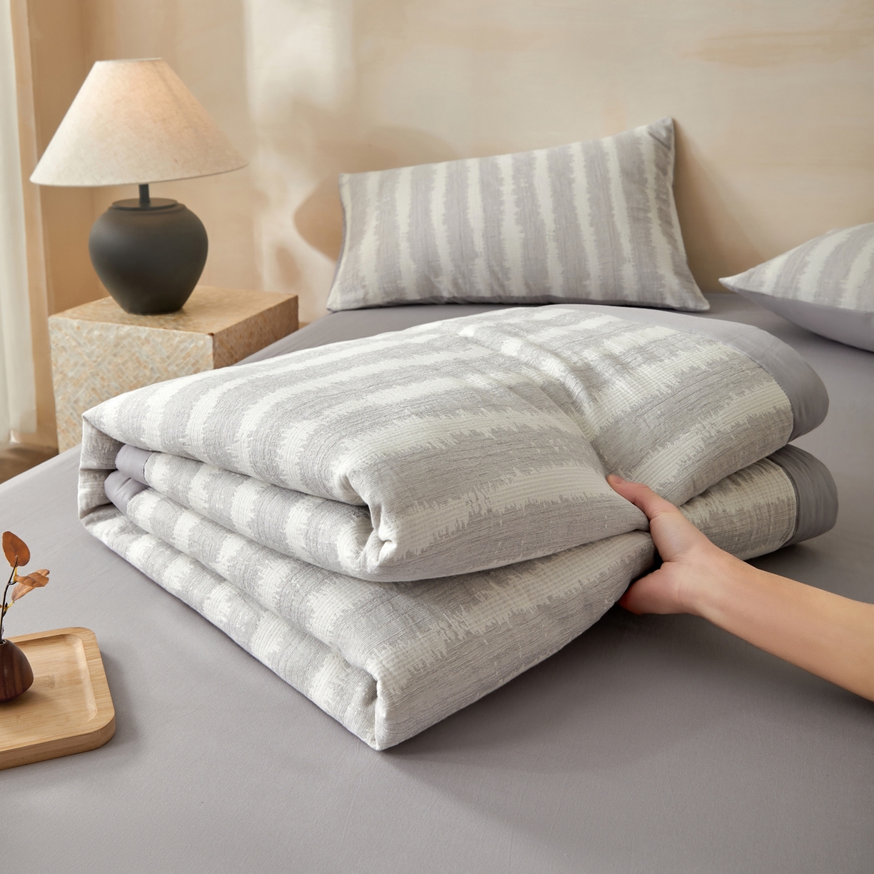 吾秀家居 2026新款全棉纯棉大提花新疆棉花夏被夏凉被空调被四件套-律动 律动-浅灰