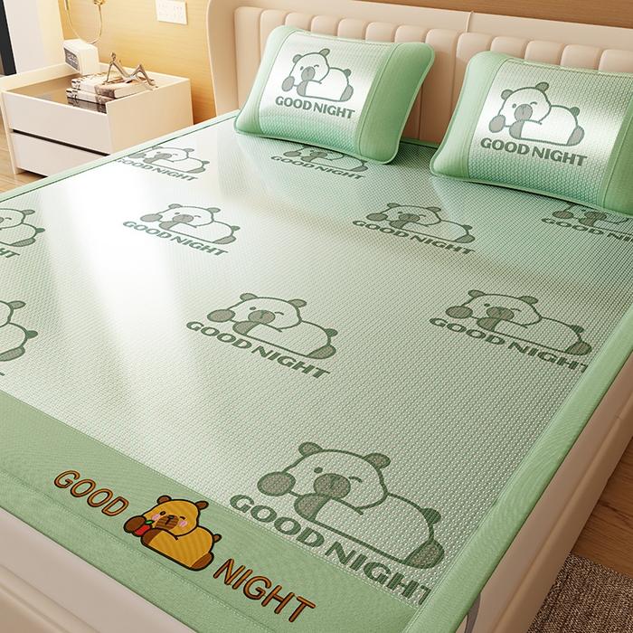 91家纺网 家纺一手货源 找家纺 好福居 2026新款冰藤刺绣凉感席凉席-卡皮巴拉款-小熊款 冰藤卡皮巴拉-绿-床席款