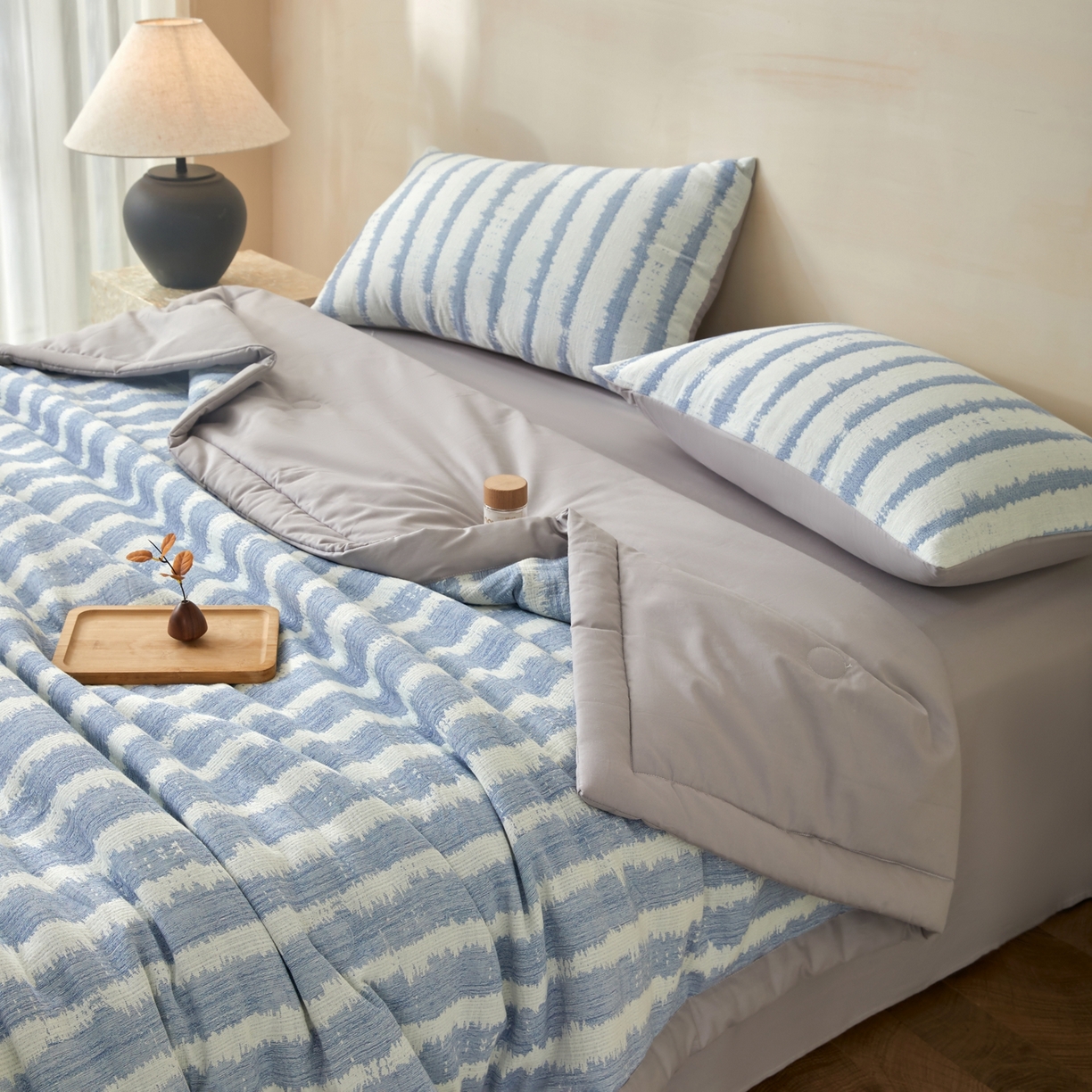 91家纺网 家纺一手货源 找家纺 吾秀家居 2026新款全棉纯棉大提花新疆棉花夏被夏凉被空调被四件套-律动 律动-天兰