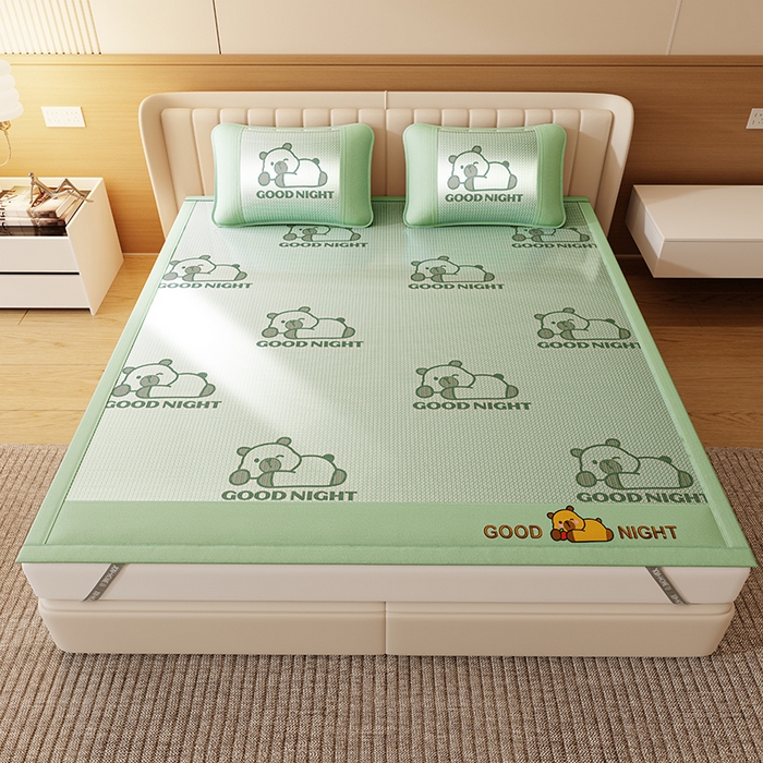 91家纺网 家纺一手货源 找家纺 好福居 2026新款冰藤刺绣凉感席凉席-卡皮巴拉款-小熊款 冰藤卡皮巴拉-绿-床席款