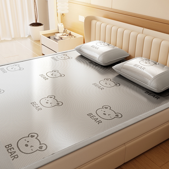 91家纺网 家纺一手货源 找家纺 好福居 2026新款冰藤刺绣凉感席凉席-卡皮巴拉款-小熊款 冰藤小熊-灰-床席款