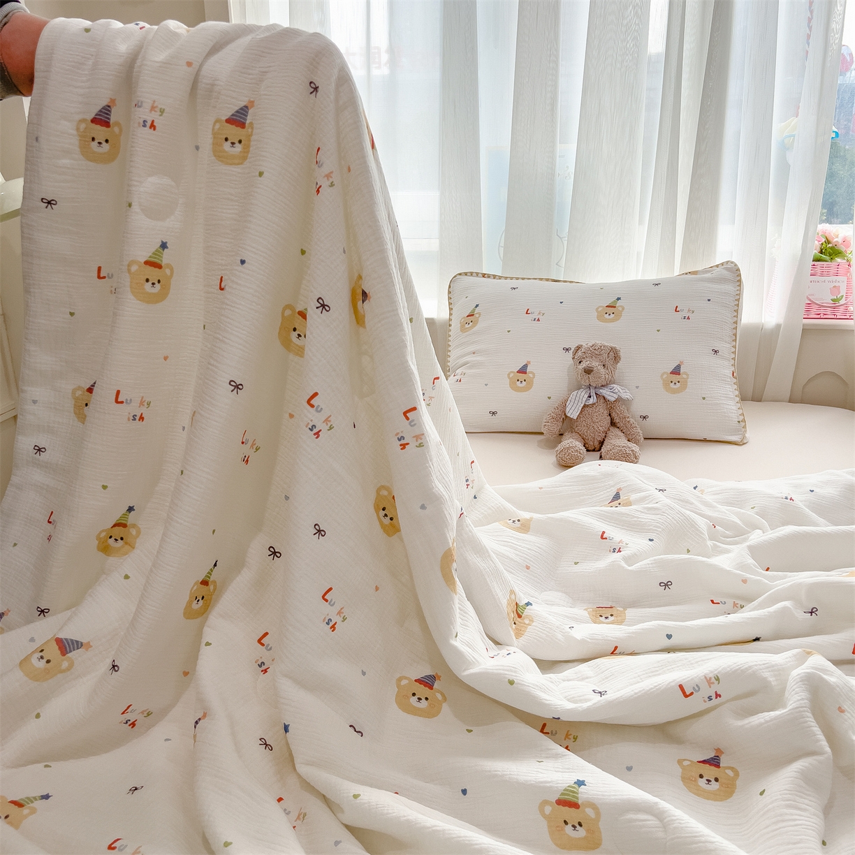 91家纺网 家纺一手货源 找家纺 兄弟坊 2026春夏新款全棉纯棉印花双层皱皱纱(滚边款)夏被纱布夏凉被午睡被盖毯夏凉被 星熊派