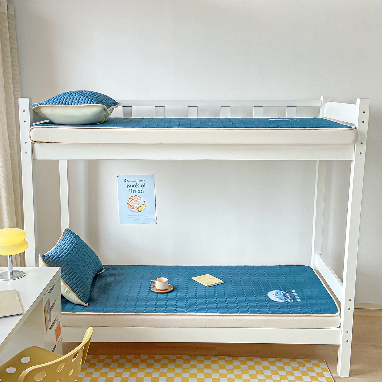 91家纺网 家纺一手货源 找家纺 家品罗兰 2026新款夏季A类乳胶冰丝席纯色冰丝凉席宿舍单人席子软可机洗可折叠床单软垫床垫夏天空调席两三件套 富士山典雅蓝