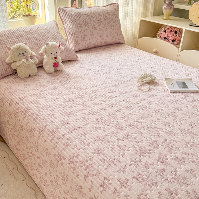 91家纺网 家纺一手货源 找家纺 2026新款云感双层纱印花夹棉床盖 知秋