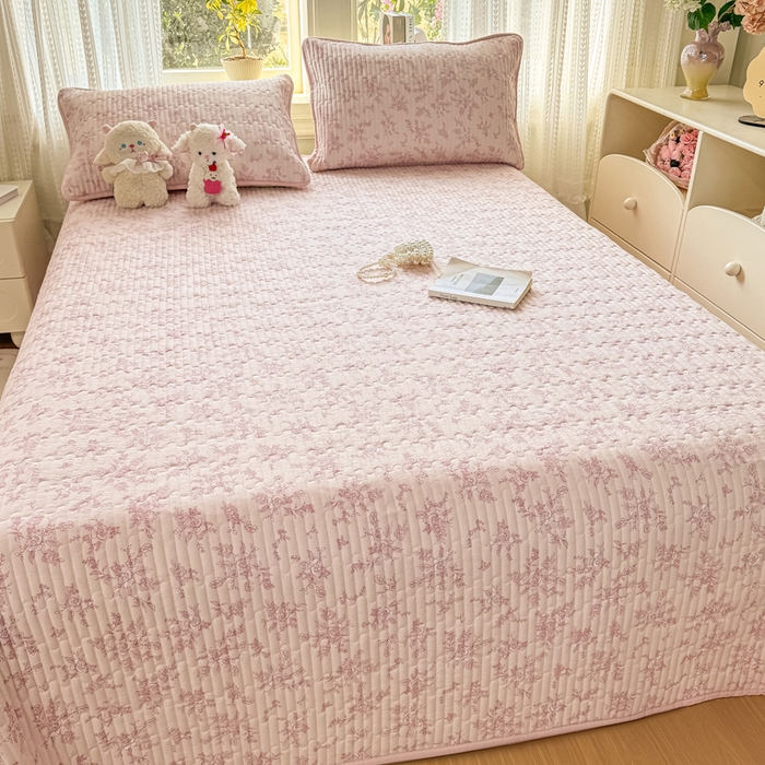 91家纺网 家纺一手货源 找家纺 2026新款云感双层纱印花夹棉床盖 知秋