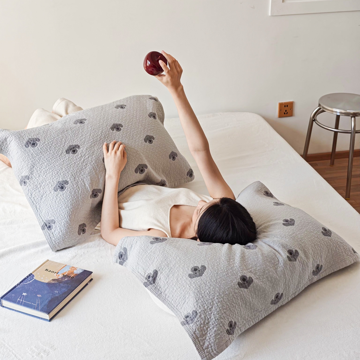 91家纺网 家纺一手货源 找家纺 沐瑟家纺 2026新款卡通小清新枕巾 叮叮狗 灰色